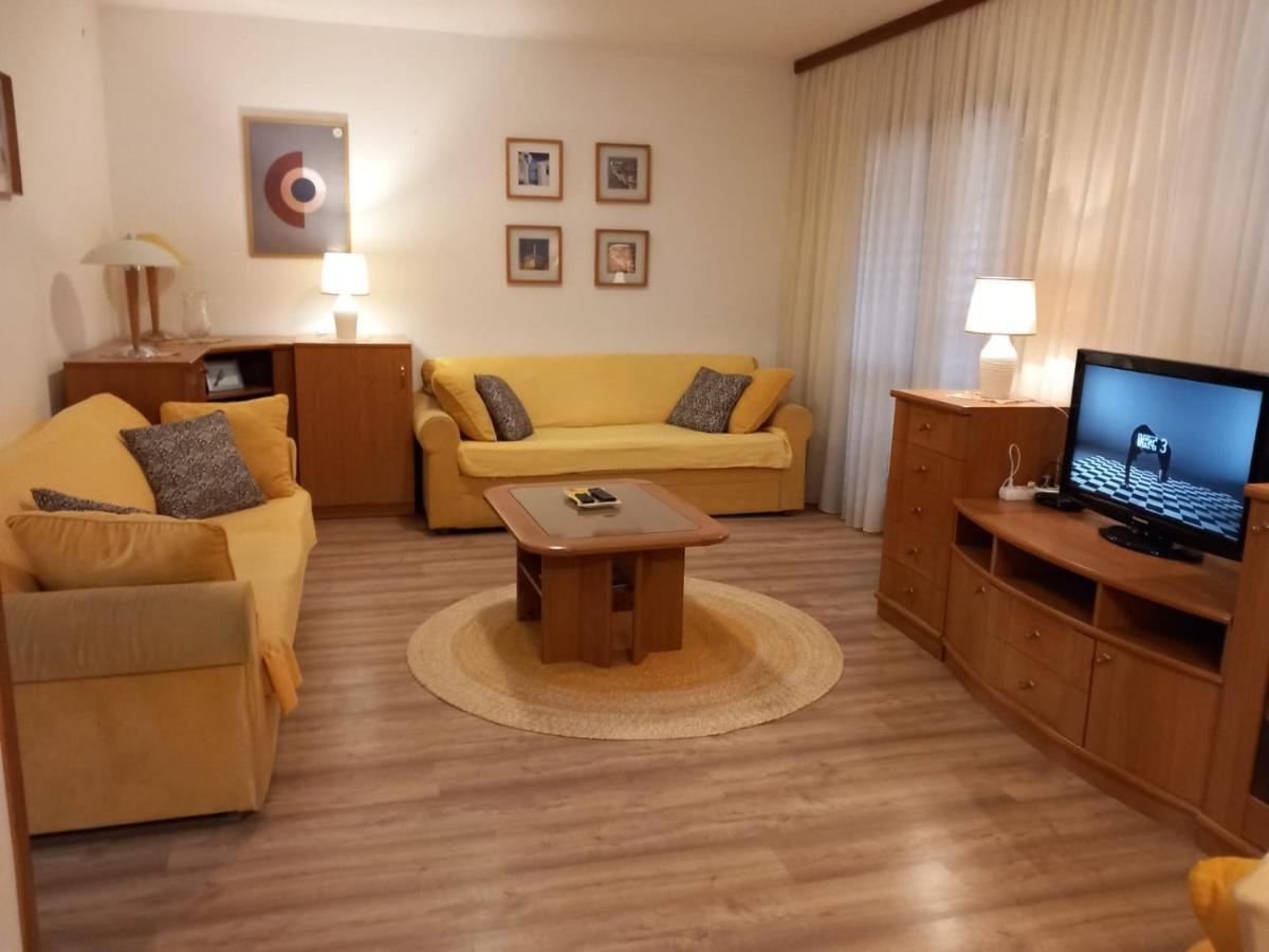 Olivia Apartment Porec Bagian luar foto